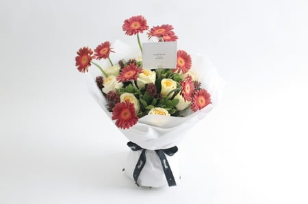 باقة ورد وأتى الخريف