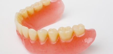 104. طقم كامل سفلي  Lower Full denture