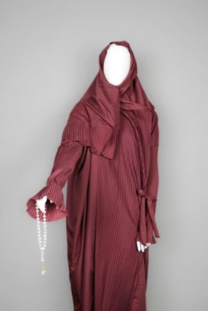 شرشف صلاة ناعم يغطي أغلب المقاسات