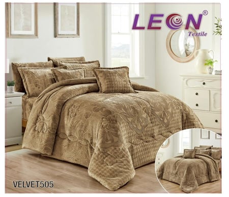 استمتع بالدفء والفخامة مع مفرش مخمل فرو من منازل الياسمين