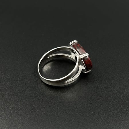 بركان | خاتم ملكي مخالب فضه عيار 925 - عنابي معرق