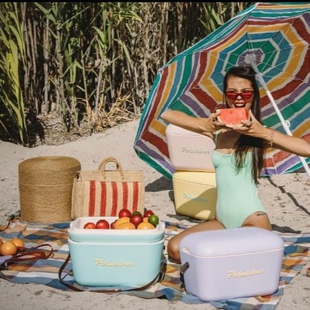 صندوق حافظ للبرودة كلاسيك أزرق سماوي - 20 لتر