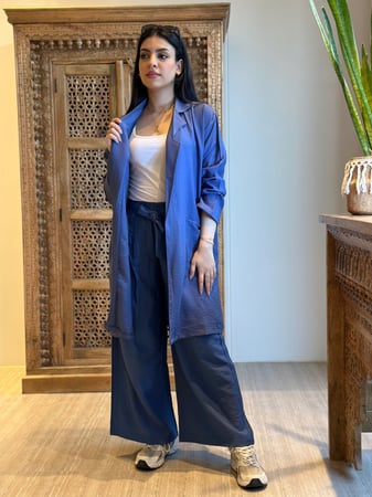 طقم بنطلون وتيشيرت وجكت