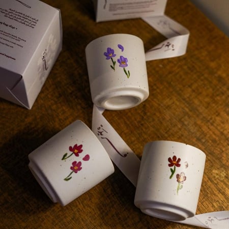 كوب مزهرة | رسم يدوي