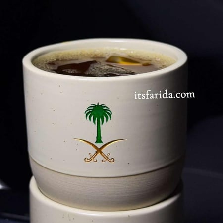 كوب سيفين ونخلة