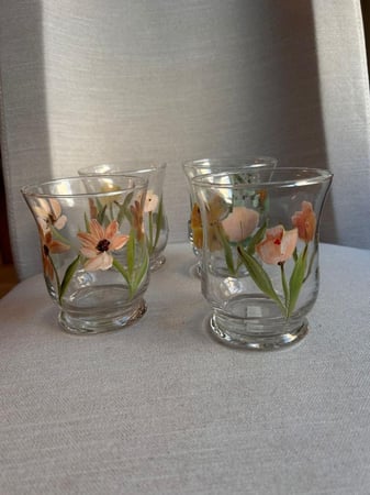 فازة ز جاج حجم ١٠ سم