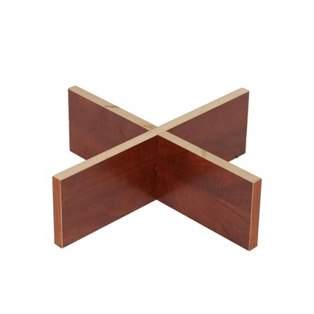 حامل جاكارو