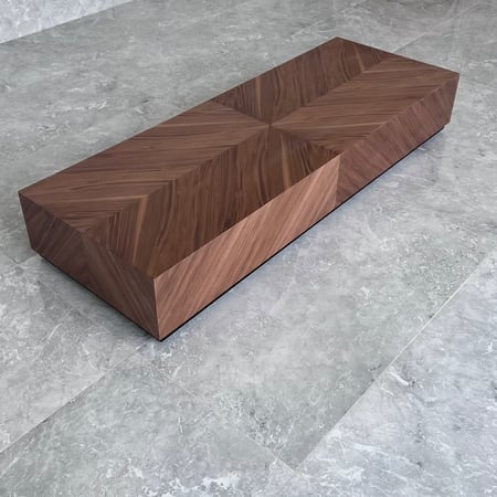 طاولة وسط خشب الجوز