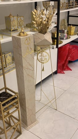 مباخر استقبال مع فازات ورد