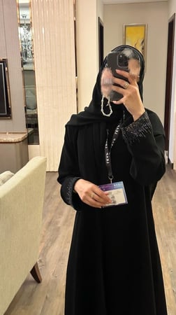 عباية شك كحلي