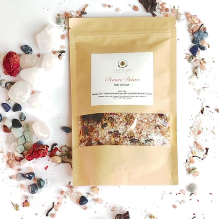 أملاح طبيعية للإستحمام Natural bath salts