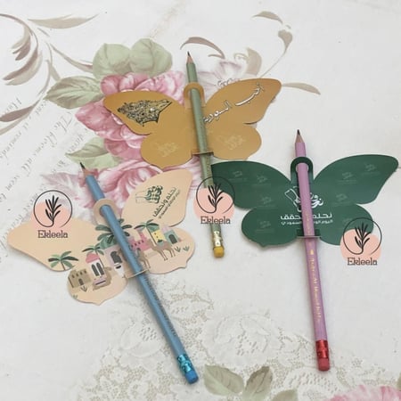 توزيعات أقلام رصاص بثيم لليوم الوطني (12 قطعه)