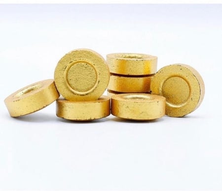 فحم ذهبي حجم صغير سريع الاشتعال ( علبه بها 40 قطعه )