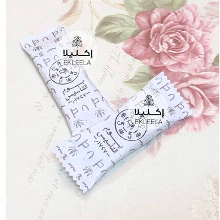 توزيعات بثيم ورقي عن يوم التأسيس ( 12 قطعه )