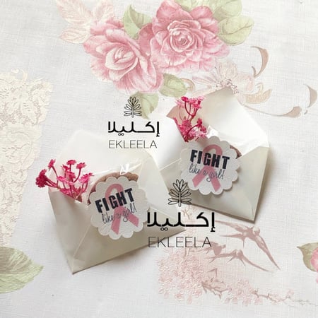 توزيعات ميني ظروف مع ثيم توعيه بسرطان الثدي  ( 12 ظرف )