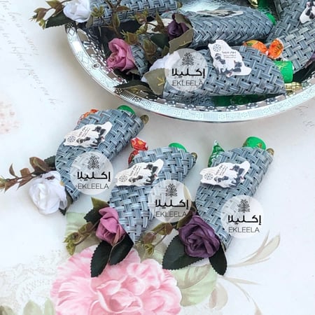 توزيعات الخوص الصناعي مع تعبيه ليوم التأسيس ( 12 قطعه )