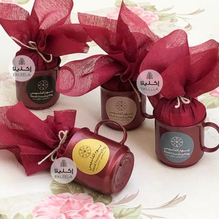 توزيعات اكواب بلاستيكيه مع تعبيه ( 10 اكواب )