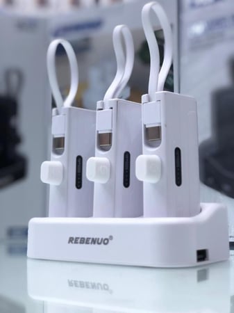 بطاريات متنقلة بقوة 5000 ملي امبير - ابيض