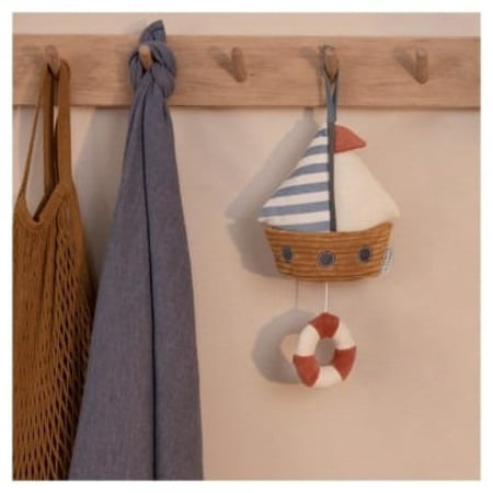 سفينة موسيقى