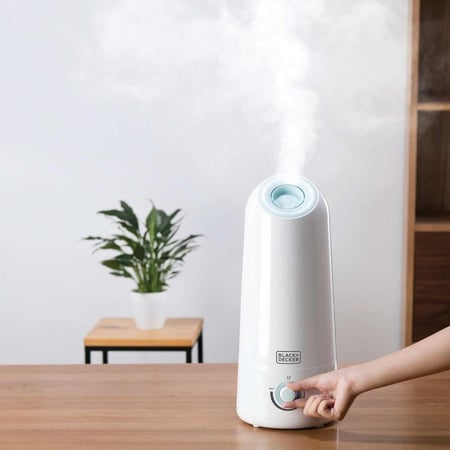 مرطب هواء ابيض 5 لتر بلاك اند ديكر 5L HUMIDIFIER | أداء عالي مناسب للغرف بحجم 40 م² |مع ريموت| يخفف الباكتيريا الفايروسات و يحسن النوم| 0 صنع في الصين HM5000-B5
