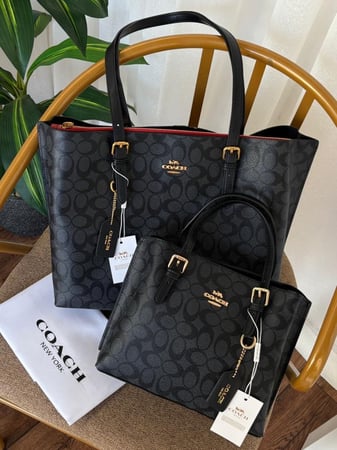 COACH 2 size