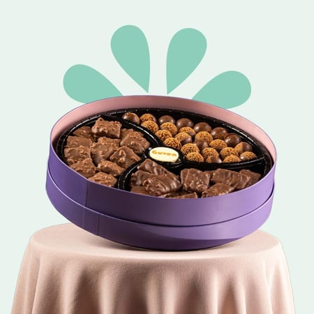 بوكس جيوفن كلاسيك الفاخر شوكولاتة بلجيكية بحشوة براونيز وبيكان