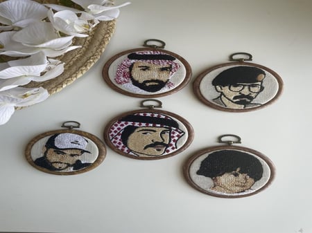 6 تعليقات سيارة تطريز طبيعي