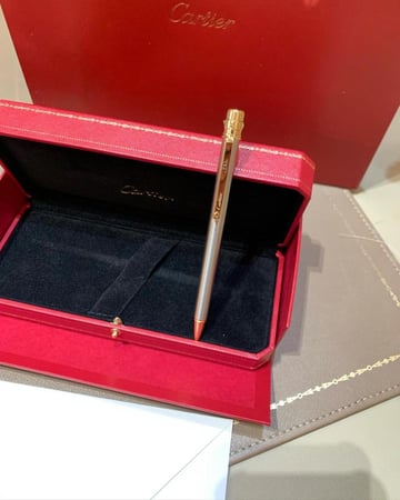 اقلام ماركة كارتير بالاسم
