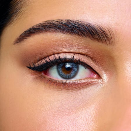 عدسات جونسون فريش بلو اليومية Define Fresh Blue