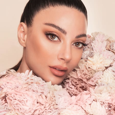 عدسات ليندا سن ستون