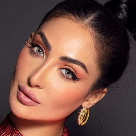 عدسات امارا باينابل Amara Pineapple