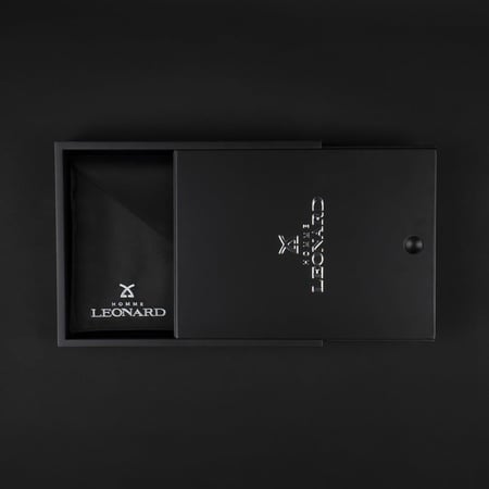 شماغ هوم ليونارد أحمر ليمتد