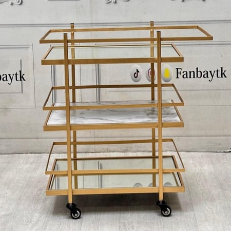 عربية تقديم ضيافة ذهبي مودرن