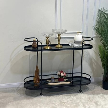 عربية تقديم 2 دور زجاج اسود