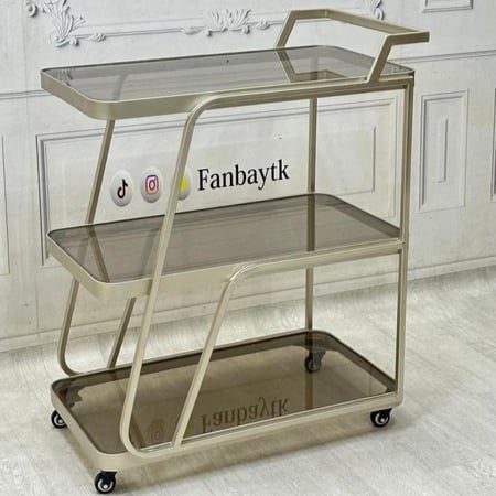 عربة ضيافة فاخرة بثلاثة أدوار