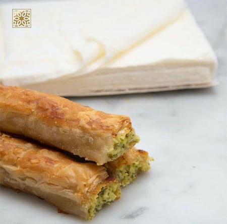 أصابع البوريك بالجبنة والسبانج - علبة 12حبة (مفرزن)