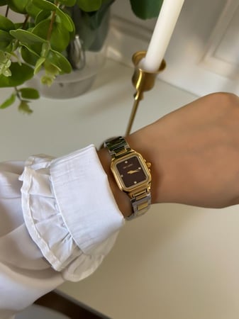 ساعة نسائية دي كابري - DI2172