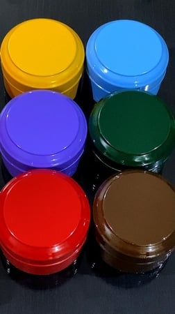 مجموعة المستكه المعطره نص درزن وزن كل علبة 180 جرام عدد كل علبه فيه 150 حبه بخور