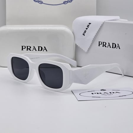 نظارة برادا لون ابيض