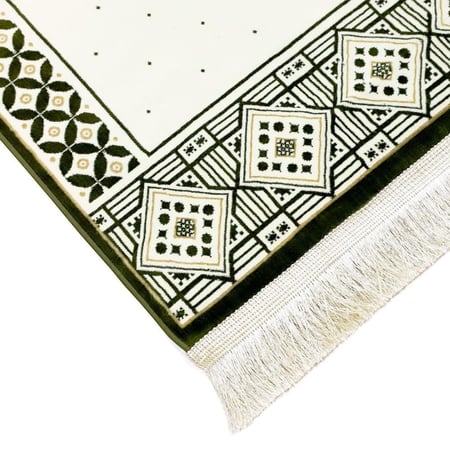 سجادة الحجاز التراثية أبيض