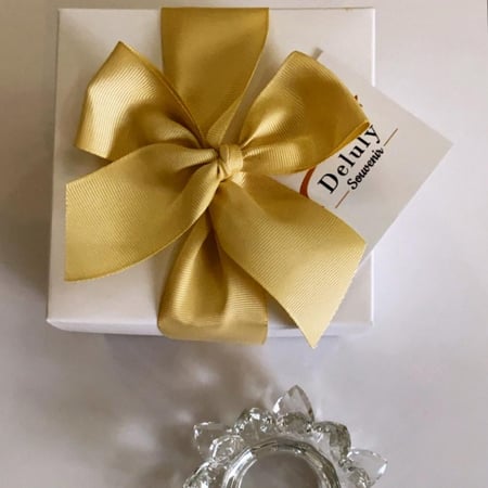 10 هدايا فريدة من حامل الشمع الكريستالي الاصلي - كريستال تي لايت