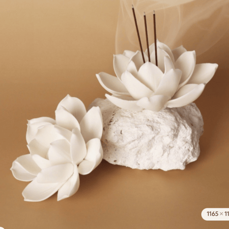 وردة لوتس السيراميك الراقية مع اعواد البخور المروكي الاصلي مع علبه و شريط من اختيارك