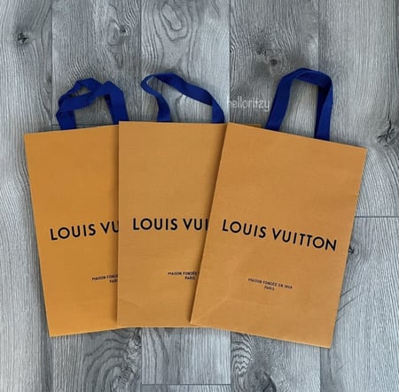 كيس لويس فيتون LV الاصلي