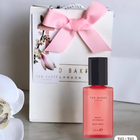 10 اكياس توزيعات من عطر تيد بيكر 50 مل بخاخ ( كل كيس يحتوي على عطر واحد)