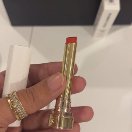 روج مع كيس دولتشي غبانا راقي اصلي _ لون My Juicy Sheer