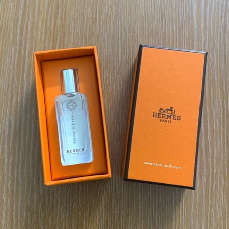عطر ايرمز Rose Ikebana المركز 7.5 مل (بخاخ) في علبته الفخمه و شريط ايرمز