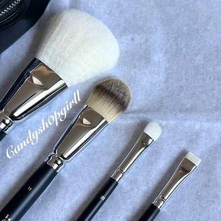 ديور باك ستيج المحدودة الإصدار Dior Limited Edition Backstage