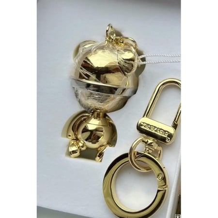 ميدالية و تعليقة ديور الاصليه المعدنية 4D متحركة