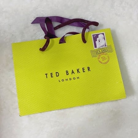 سكارف تيد بيكر المربع الحريري الاصلي (ابيض و اسود)