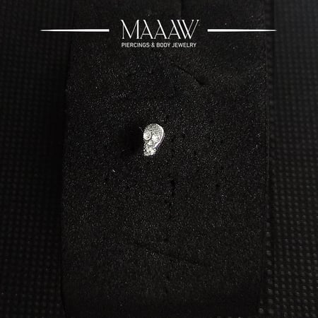 زمام بيرسينج فضة  925sشنكار بشكل جمجمة